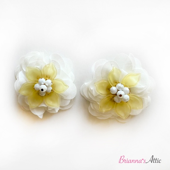 Flower Shaped Earring, Dangle, Center Beads, white & Yellow, New, 3" - Picture 3 of 8